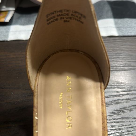 Ann Taylor Factory Wedges - Picture 2 of 4